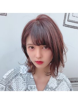 ディスオモテサンドウ 表参道(This OMOTESANDO) 今年のボブは外ハネ、内巻きどっちでも行ける二刀流ボブ