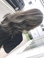 カフネ(KAHUNE)&nbsp;外国人風カラー【ハイライト】