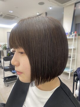 ラフィット 下大利店(lafit) ナチュラルボブ/ lafit 下大利 @kaji_de_experiences