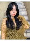 くびれレイヤー センターパートロング/透けるブラックカラー