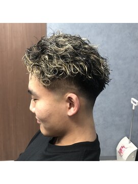 クレオ 福大通り店(CREO) 極道パーマ×ハイライト