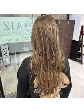 アイズ 本厚木(AIZU) デザインカラー