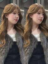 ジルバイジゼル(JILL by GiseL)&nbsp;ロング　ヘーゼルベージュ　顔まわり　ヨシンモリ