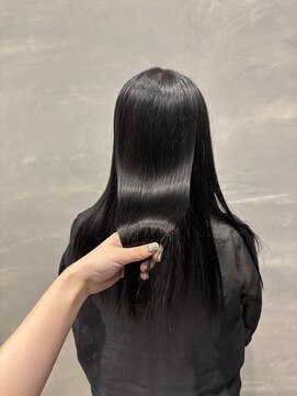 ナンバー 大分中央町店(N°) ツヤツヤトリートメントで楽に～