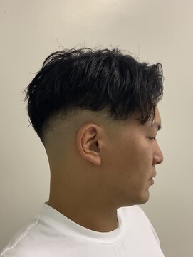 トリ 三宮店(TORi) ツイストスパイラルフェード