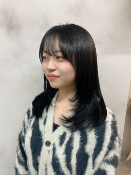 エルフレームバイワンラヴェスト(L'FLAME by one Lovest) 艶と透明感のブルーブラック