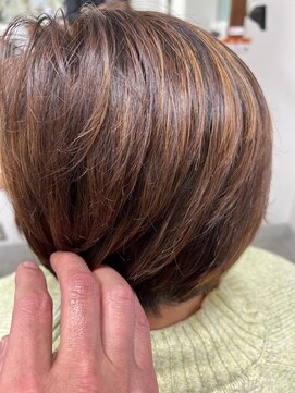 フリーズ 伊丹店(Freez) 白髪ぼかし30代40代50代60代伊丹大人ショート大人ボブ