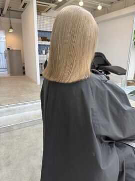 スティーン(STEEN) ハイトーンベージュ