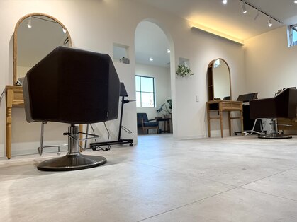 リリーズ ヘア(Lily's Hair)の写真