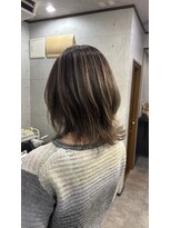 レーヴ(REVE)&nbsp;白髪ぼかしハイライト　30代オススメカラー