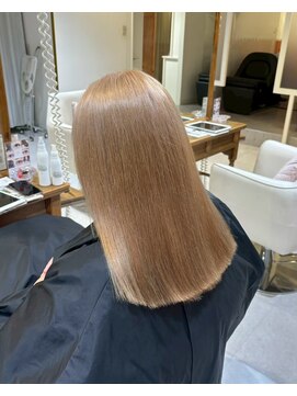 スペックホルダーミミ(Spec Holder mimi) ミルクティーベージュ　1.21大人ガーリー