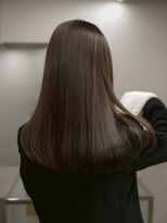 ヌード(nude)&nbsp;ツヤ感グレージュセミロング｜ブリーチなしカラー