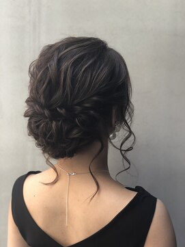 トータルビューティーサロン アイム(total beauty salon Aim) 黒髪でも可愛いルーズアップ