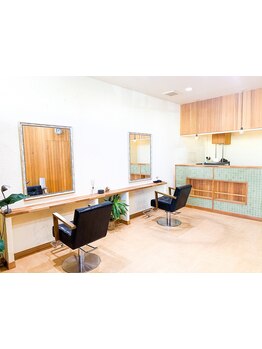 【新涯】10年以上のベテランStylistがナチュラルだけど、どこか"品"をプラスした大人のStyleを提案！