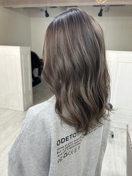 アップル(APPLE) 3Dハイライト★アッシュベージュ