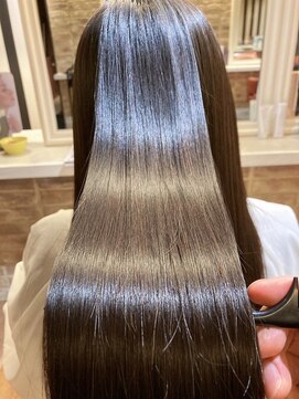 クロワ(croix) 酸性ストレート＋髪質改善トリートメント