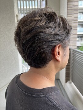 ガーデン オオタカノモリ(garden otakanomori) 30代40代50代大人メンズヘア/メンズ白髪ぼかし/ニュアンスパーマ