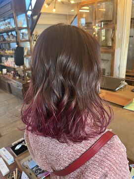 ミチ(MICI) point x vivid pink