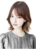 小顔ナチュラル外はねスウィングカット＋イヤリングカラー