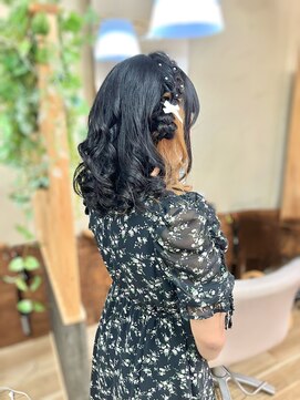 ナチュラルプラス 築町店(natural+) ハーフアップ