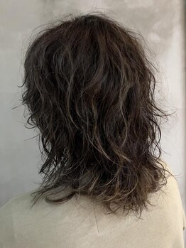アタッカ(atacca)の写真/【都立大学】ナチュラルなニュアンスパーマ、くるくるパーマなど一人ひとりの個性を生かした施術をご提案◎
