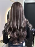アッシュグレー×ホワイトハイライト