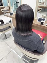 アッシュ 下北沢店(Ash) ばっさりカット切りっぱミディアム