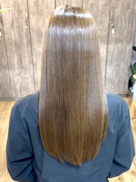 スカイ(SKY) 透明感カラー/髪質改善/縮毛矯正/韓国風レイヤーカット