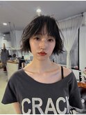 丸くないハッシュボブ　黒髪