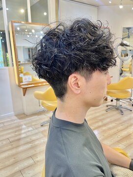 モリオ フロム ロンドン 成増店 【morio成増 セリザワ】メンズ　スペインカールパーマ