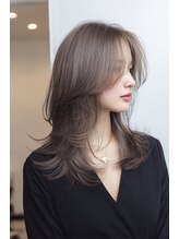 レス(Les.)&nbsp;ミディアムレイヤー　ハッシュカット　韓国風レイヤー