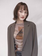 イル(ill)&nbsp;ナチュラル　切りっぱなし　ボブ　オン眉　レイヤー