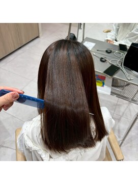 フィッツ(Fits) 地毛風ダークグレージュ艶髪高座渋谷大和瀬谷綾瀬泉区湘南台