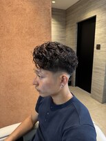 ラシンバンノラ(Lashinvan Nola) ショートパーマ×フェードスタイル