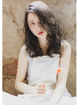 カライング(ing) 【+～ing】高円寺 鎖骨っぱねセミディ【畠山竜哉】