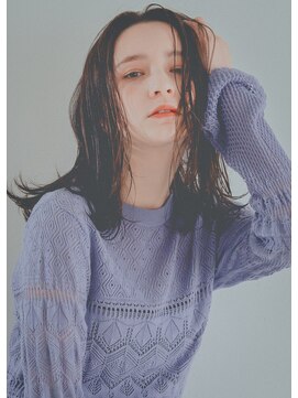 レジュアル(RESSUAL) ロングヘア　エアリーミディ　黒髪　髪質改善　素髪