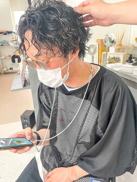 ヒビヲ(HIBIO) ツイストスパイラルパーマツーブロックメンズマッシュメンズヘア