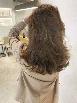 ウェイズ トウキョウ(Ways TOKYO) まろやかなくすみベージュ