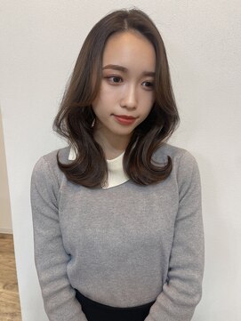 イオエ(ioe) 前髪/アンブレラカラー/こなれミディ/イメチェン/ウェーブパーマ