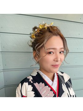 ビスクヘアデザイン(bisq hair design) 卒業式アレンジ