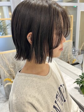 ミモザ(Mimosa) Mimosa #切りっぱボブ#ヘイリーボブ