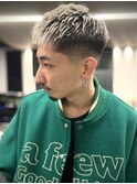 スキンフェード×ホワイトカラー