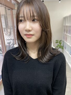 キートス 高知店(kiitos) ★ナチュラルワンカールセミディシアカラーエアリークセ毛風