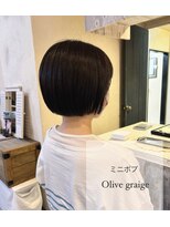 インス(ensue)&nbsp;ある艶ミニボブ大人美人艶感シースルーバングオリーブグレージュ