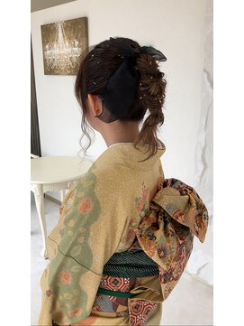 マジックデイズ(Magic Days) ヘアセット　ポニーテール編み下ろし