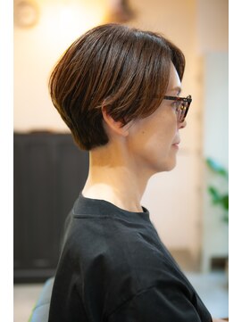 リスボーン(RESBORN) 【30,40,50代白髪を明るくカバーしてショートを楽しむ】