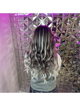 ラブスタシー 小倉店 #エクステ#シールエクステ#バレイヤージュ#ハイライト