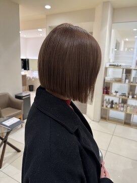 マージュ ギンザ(marju GINZA) ☆前下がり切りっぱなしボブ