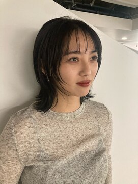 バロウ(BURROW) レイヤーボブ 《木村 茉那美》