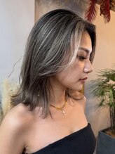 レブ 四条烏丸(Reb,)&nbsp;京都レイヤーカットハイライト白髪ぼかしブリーチボブ前髪あり